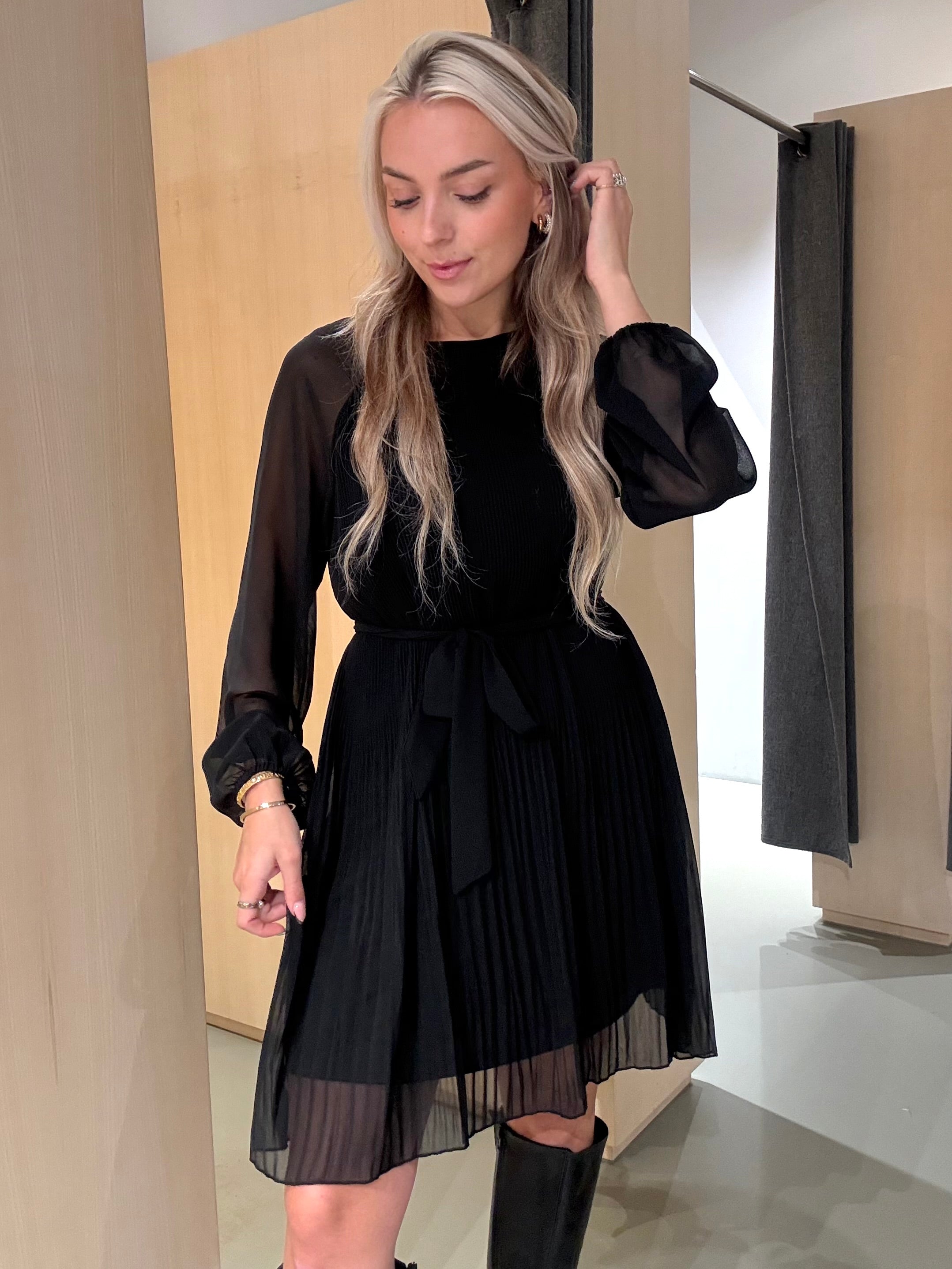 VIDALIANA Short Dress - Black Beauty